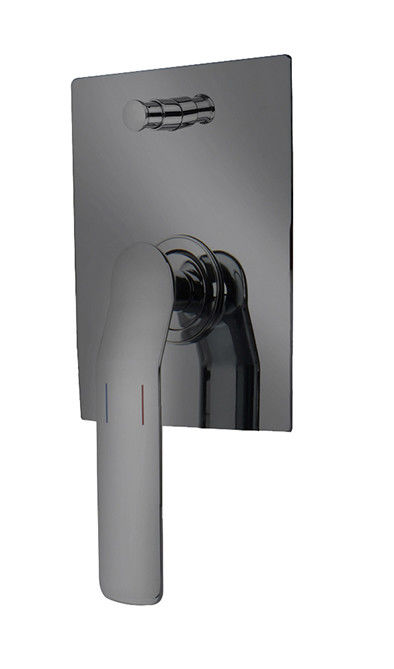 Tek kaldıraç duvara gömülü banyo duş karıştırıcı yönlendirici tabanca metal banyo tunç musluk yağmur duş el duş